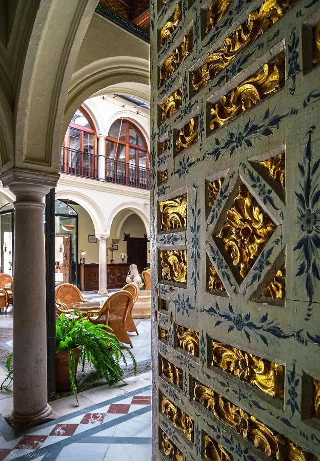 Palacio Marques De La Gomera Osuna 4*,