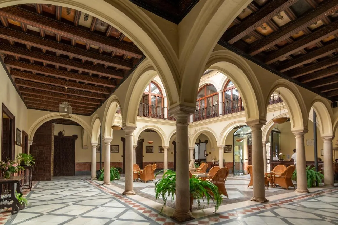 Palacio Marques De La Gomera Osuna 4*,