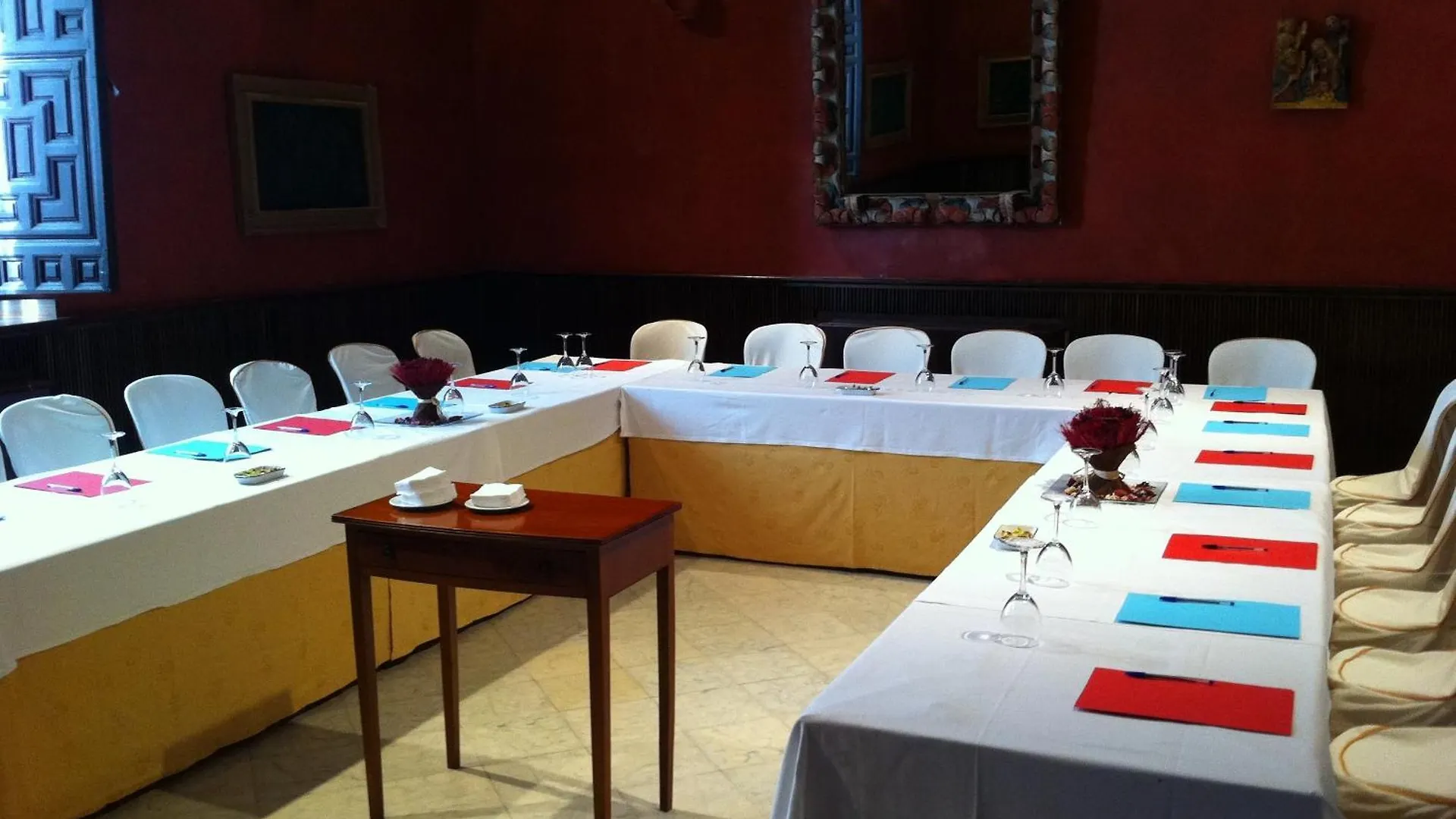 **** Hotel Palacio Marques De La Gomera Osuna Spanien