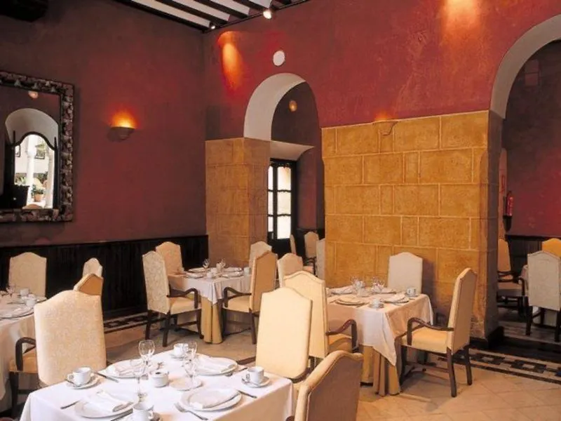 Palacio Marques De La Gomera Osuna Hotel