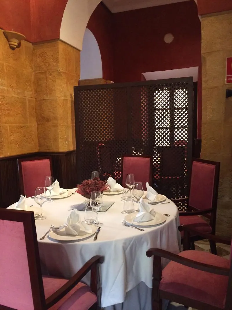 Palacio Marques De La Gomera Osuna 4*,  Spanien